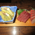 しずる  - イワシの天ぷらと刺身（メバチ鮪・ブリ）