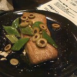 サントレス - まぐろのステーキ。白ワインに合います。