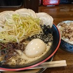 十代目　哲麺 - 
