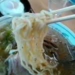 オーモリラーメン - 麺リフト