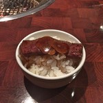 もっちゃん家 - 特選厚切り肉 + 特製タレ + スライスニンニク + ご飯