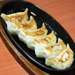 四川食府 - 鉄板餃子（４８０円）２０１７年１２月