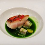 キュイジーヌ フランセーズ ラ・シャンス - 鮮魚のGV　春菊のブイヨン。