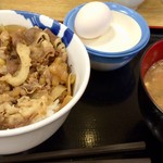 Matsuya - 牛めし(大盛り) 390円と豚汁生玉子セット 150円