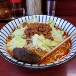 玉蘭 - 極辛担々麺　800円。ゴマの風味と辛さのマッチングがばっちりです。