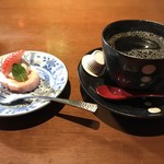 九州の旬 博多廊 - ランチメニューのコーヒー、メンバーカードがあるとデザートが提供されます