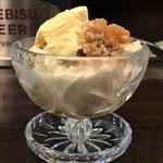 活麺富蔵 - キャラメル紅茶ドルチェ648円（税込）　※真横から