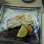 日本橋蛎殻町 すぎた - 【ツマミ】竹岡の太刀魚の焼き物