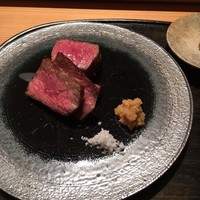 肉割烹 上 - 