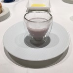 L'ESSOR - 料理名忘れてしまったのですが、確か暖かいジャガイモのスープだったような。とっても美味してったです！