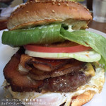 ベーカーバウンス - エッグベーコンバーガー+チェダーチーズ 1800円