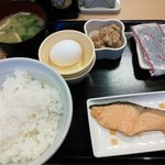 なか卯 - 銀鮭朝定食＋こだわり卵＋ニカラ