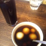 麺線屋formosa - ピーナツ団子&アイスコーヒー