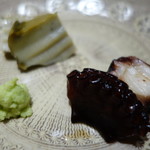 鮨 さいとう - 蒸し鮑と蛸の桜煮