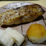 鮨 さいとう - 喉黒とべったら漬け