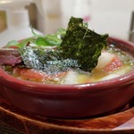 トリワイン ＰＩＫＯＳＨＨＨＵ - 鶏と梅肉と海苔のアヒージョ