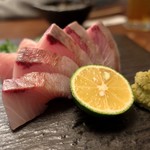 わだのや - 天然寒ブリ造り