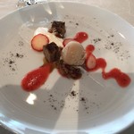 エトゥルスキ - ビュッフェランチのデザート