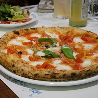 ピッツェリア パドリーノ・デル・ショーザン_0