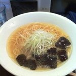 SOBA HOUSE 金色不如帰 - 雉子とトリュフの限定ラーメン