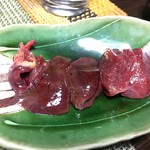 かたつむり - 右から、ヤマドリの砂肝、肝、心臓