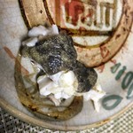 かたつむり - スパイシーな皮と白身魚のような肉質の両生類