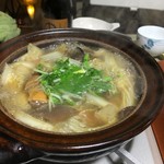 かたつむり - 熊出汁茸鍋