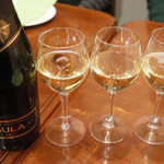 ガネーシュ - スパークリングワイン(3148円・外税)