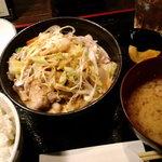 ほの壺 - 豚・温しゃぶ胡麻ポン酢定食 \500