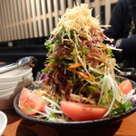 炭火焼肉ぐら - ぐらサラダ