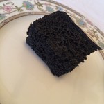 南部亭 - 竹炭を練りこんだパン