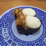 無添くら寿司 - うなとろ 税込108円 (2017.12.23)