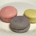 マナ スイーツ - マカロン ★★★☆フランボワーズ 甘酸っぱくさっくり、イチオシ、★★★ イチジクつぶつぶ感、★★★ レモン
