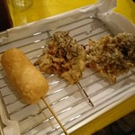 テトラ・アパートメント・ストア - ウインナー串揚げともずくの天ぷら