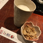 和酒と和談 かこみ料理 醍庵 - 生ビールとお通し