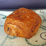 シーナリー - パン オ ショコラ