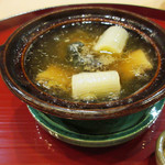 ぎをん 福志 - 2.丸鍋:すっぽんと鮑とネギ