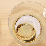 ぎをん 福志 - ワイングラスの綺麗なシルエット