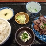 Gyuutantaishusakababekotan - 熟成牛タン定食1130円