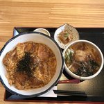 Minokatsu Hanare - カツ丼(大盛り)とBセット