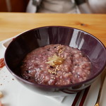 えほんとカフェ - ハーブとピクルスと五穀がゆ