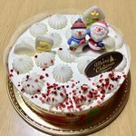 Chateraise - Xmas デコレーション(18cm)¥2900
                      (苺トッピング前)