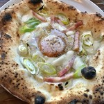 PIZZERIA Della Citta  - 季節野菜と半熟卵のビスマルク【料理】 