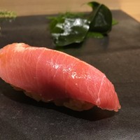 不動前 すし 岩澤 - 鮪中とろ