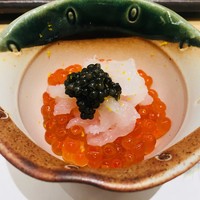 赤坂 鮨葵 - いくら　白エビ　キャビア