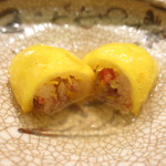 日本料理 太月 - 兵庫県産香箱蟹の飯蒸し　網掛け柚子包み