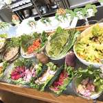 くるるの杜 農村レストラン - 【2017年12月】サラダ、冬だけに道産オンリーでは賄えない中、頑張ってると思います。