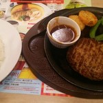 ガスト - チーズインハンバーグ 399円 ライス 179円