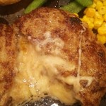 ガスト - ハンバーグ断面