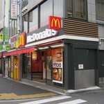 マクドナルド - お店です｡